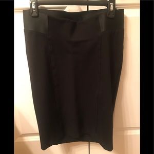 A Pea in the Pod maternity black pencil skirt